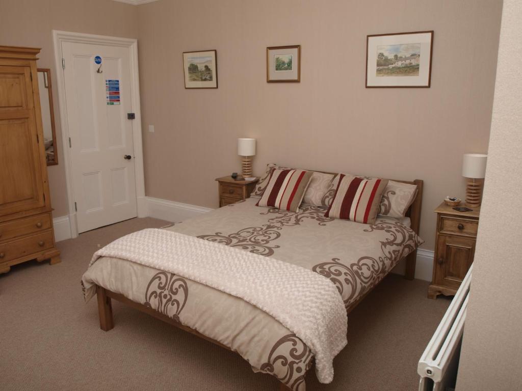 Ty-Parc Hotel Cardigan Kamer foto